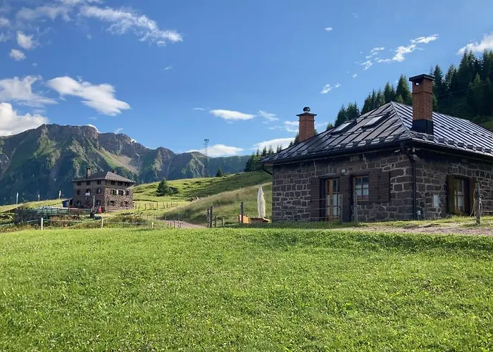 Casera Caviazza Chalet Falcade